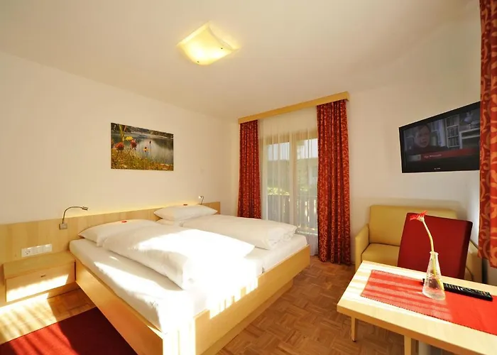 Isabella בית הארחה